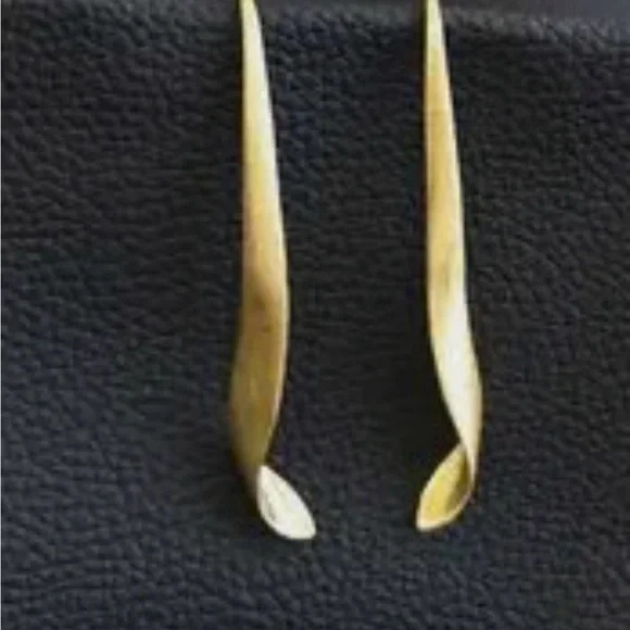 Gold Ribbon Earrings - Picture 1 of 1